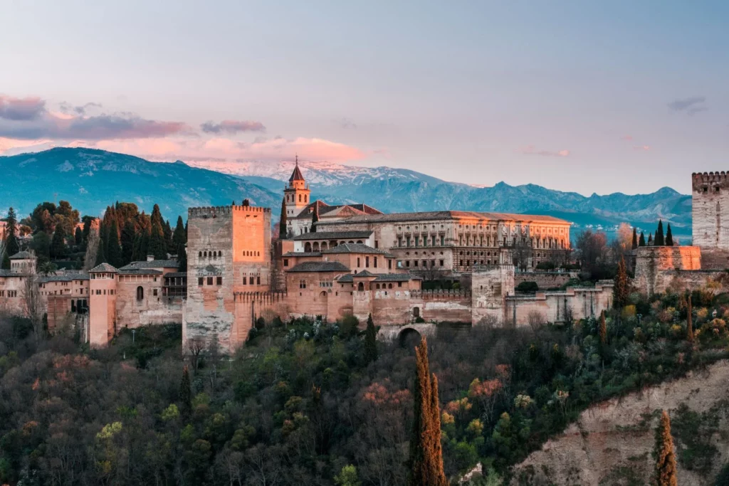 Grenade, entre héritage et émotion